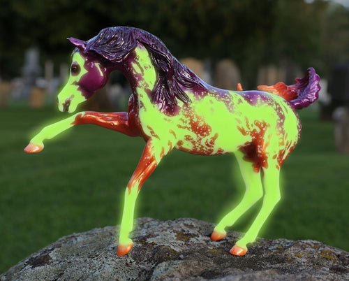 Breyer Spectre Glow-in-the-Dark! Halloween Horse