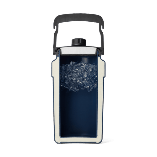 YETI Silo™ Half Gallon Jug  With MagDock™ Chug Cap