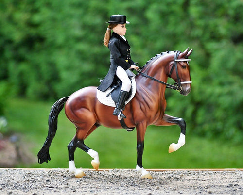 Breyer Stoneleigh II Dressage Saddle