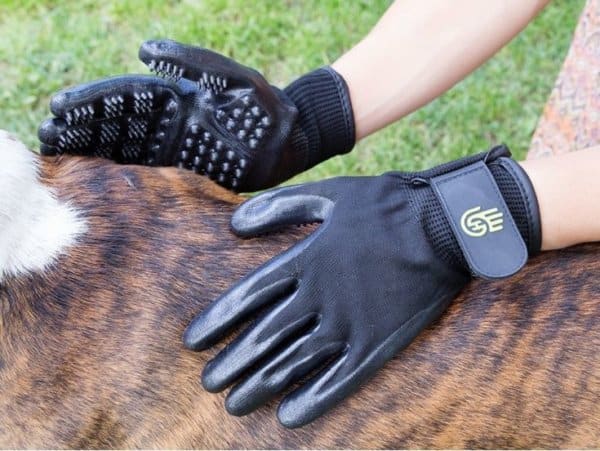 Hands On Grooming Gloves